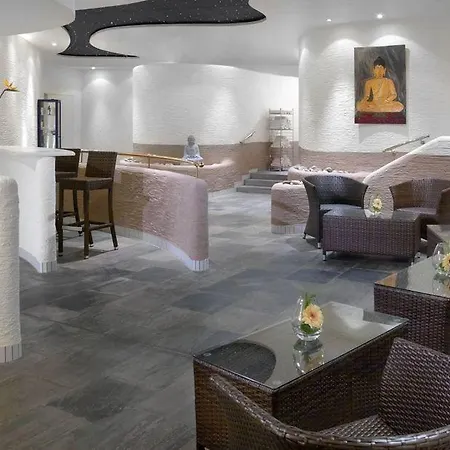 Sheraton Hotel 4*