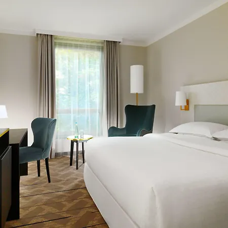 Hotel Sheraton 4*