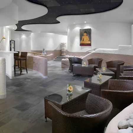 Sheraton 4*