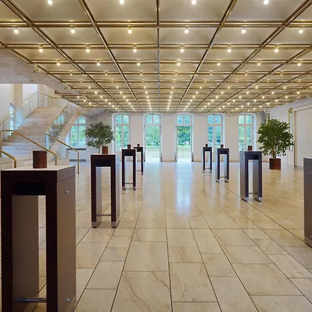 Sheraton 4*