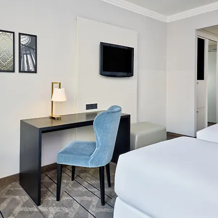 Hotel Sheraton 4*