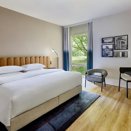 Sheraton Hotel 4*